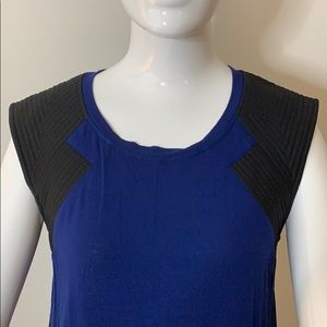 BCBG quilting shoulder detail blue top